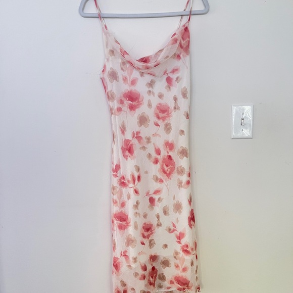 PRETTY FORMAL FAIRWEATHER DRESS - Picture 2 of 2